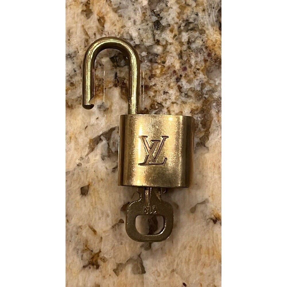 Authentic LOUIS VUITTON Brass Lock and Key Set Charm Pendant - Picture 3 of 6